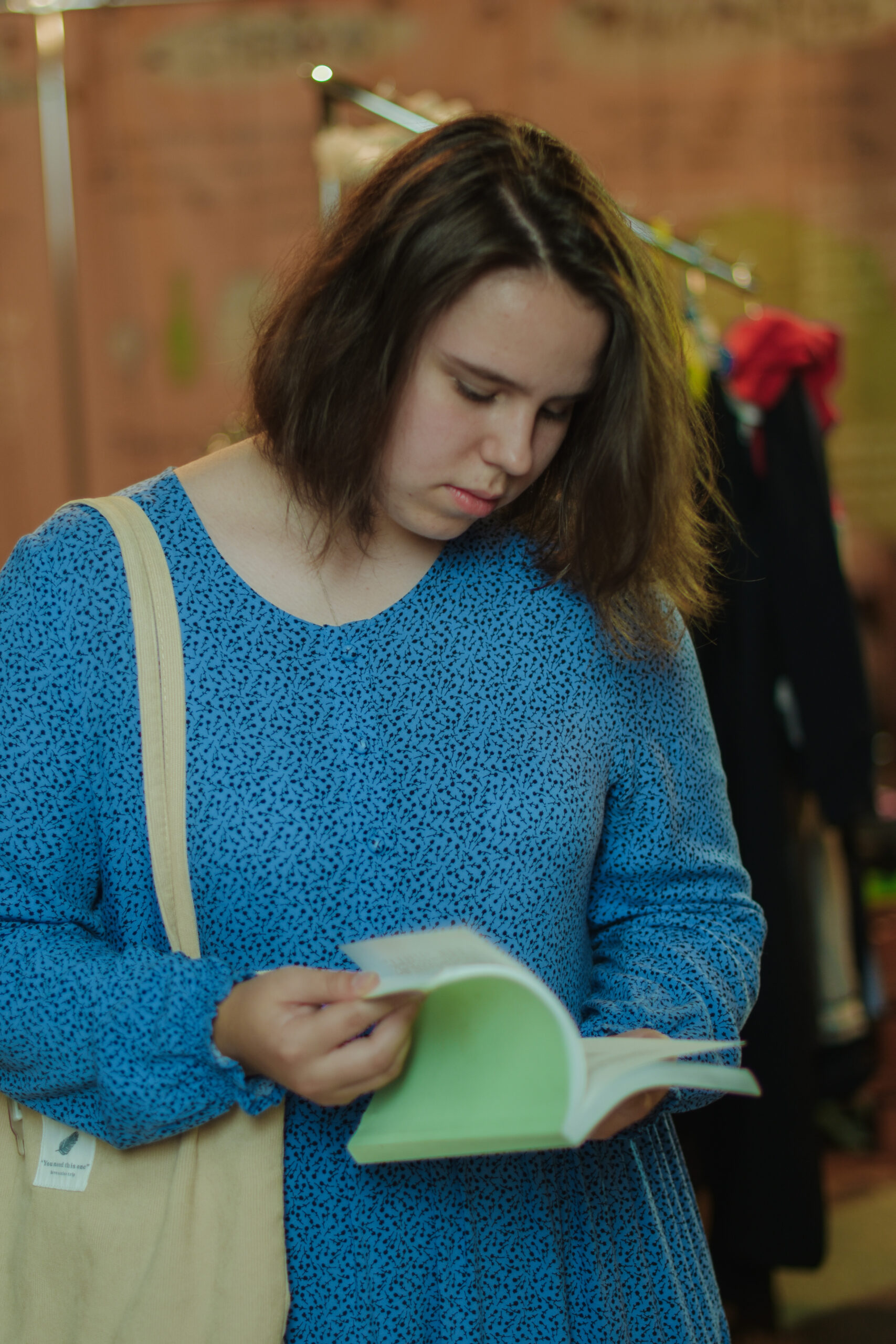 В День города ярославцы обменивались школьными принадлежностями В День города ярославцы обменивались школьными принадлежностями