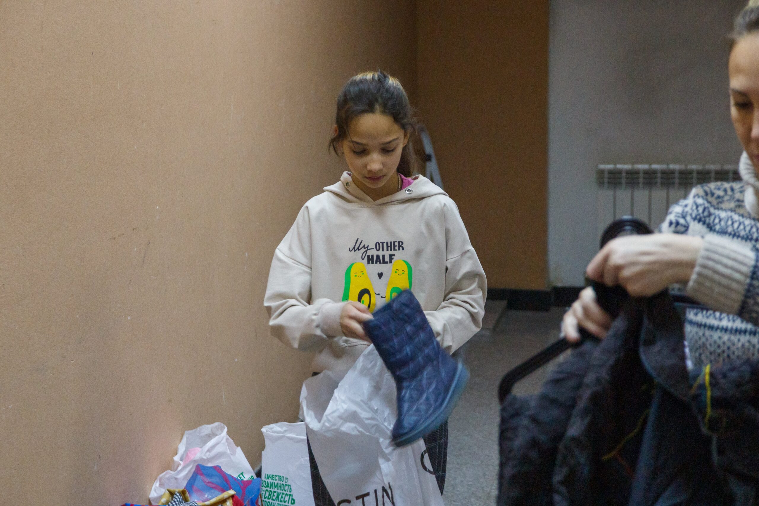 В Подмосковье на спортивную «Зелёную субботу» принесли лыжные ботинки, коньки, и надувной диван