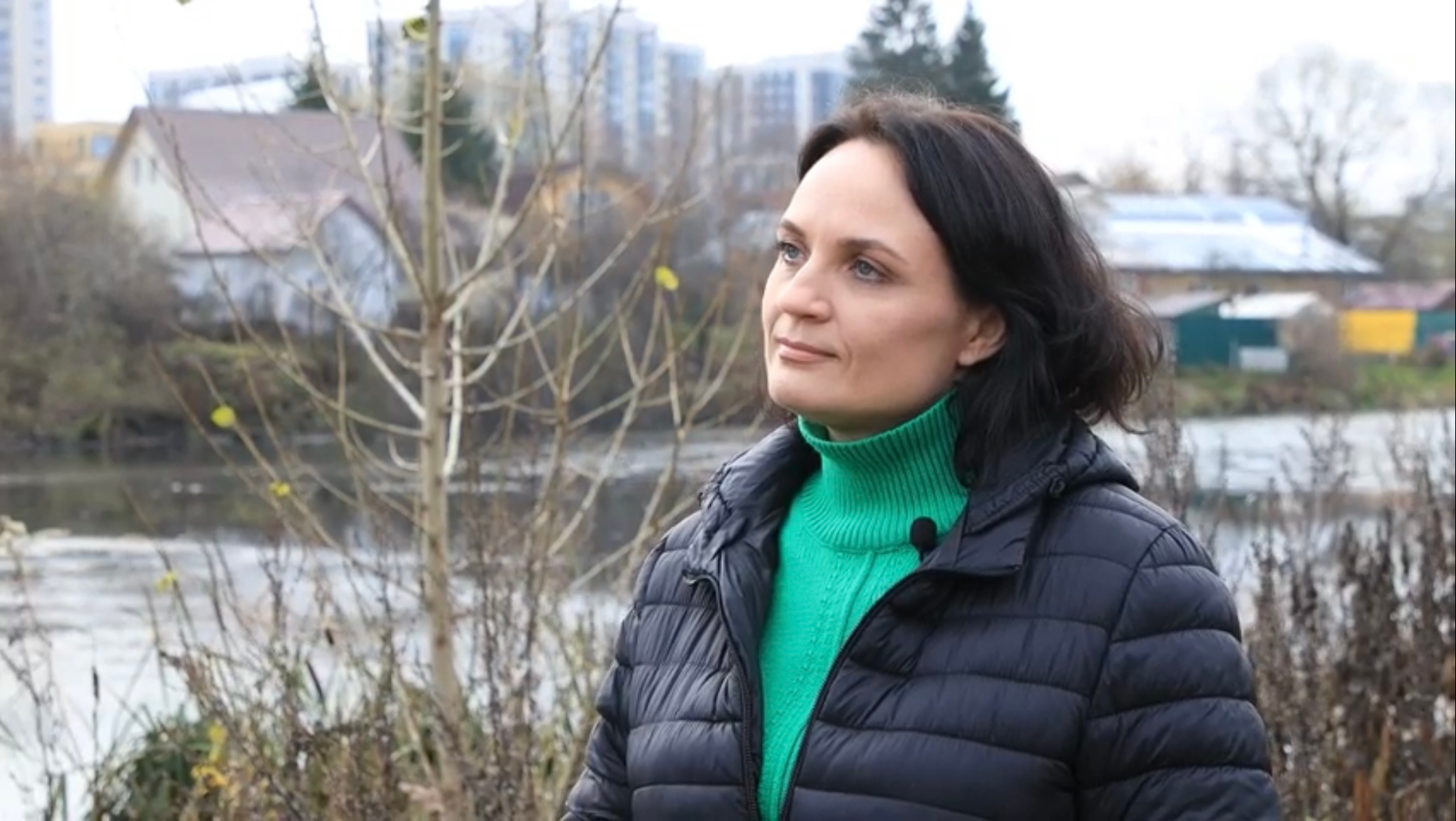 Московские «ЗЕЛЁНЫЕ» анализируют качество воды в реке Сосенка Московские «ЗЕЛЁНЫЕ» анализируют качество воды в реке Сосенка