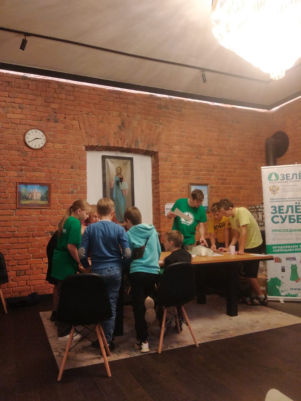 В Санкт-Петербурге на «Зелёной субботе» участники получили сертификат ЭКОГТОфеста В Санкт-Петербурге на «Зелёной субботе» участники получили сертификат ЭКОГТОфеста