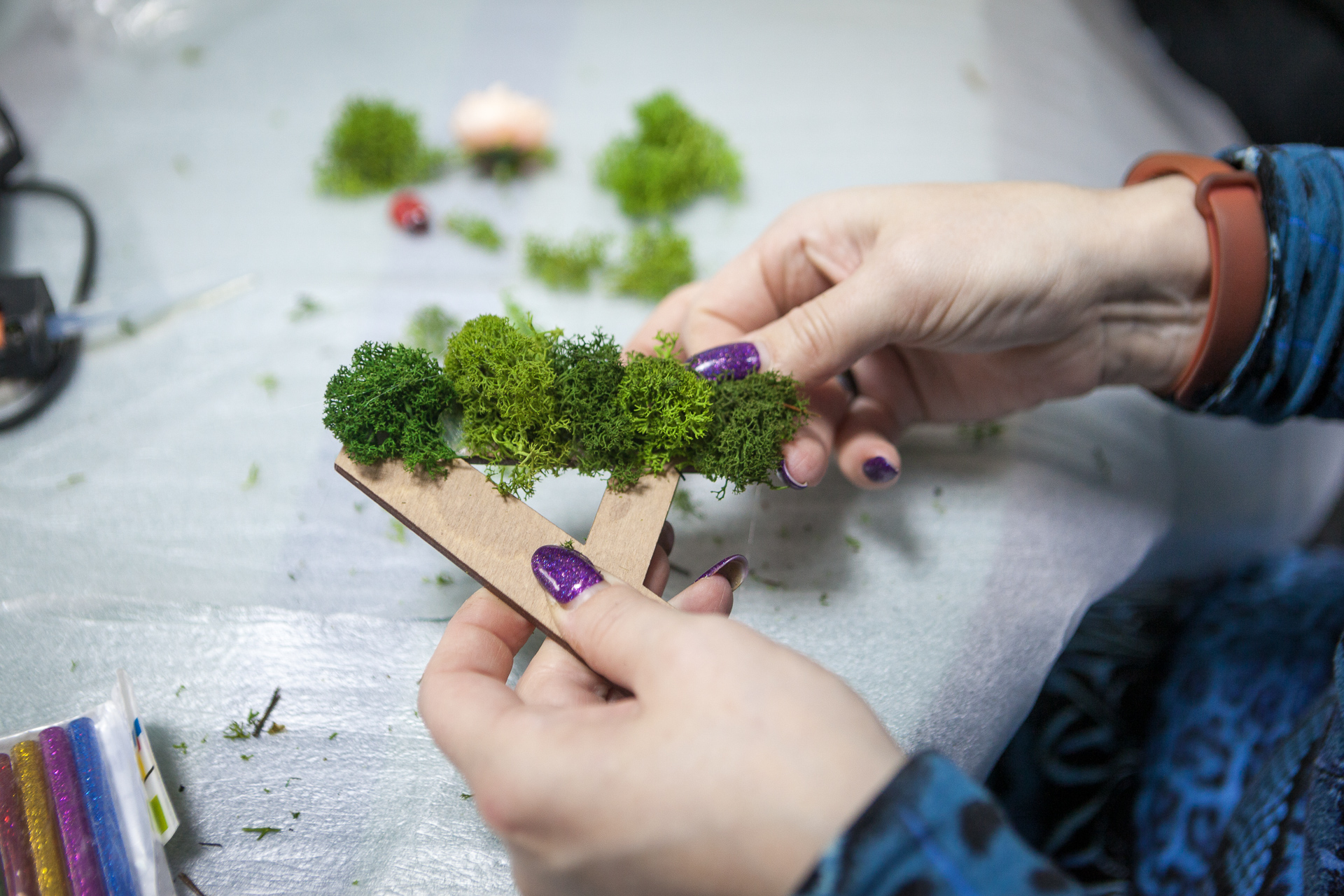 Делиться тем, что любишь: новгородцы принесли на обмен более 200 предметов для творчества Делиться тем, что любишь: новгородцы принесли на обмен более 200 предметов для творчества