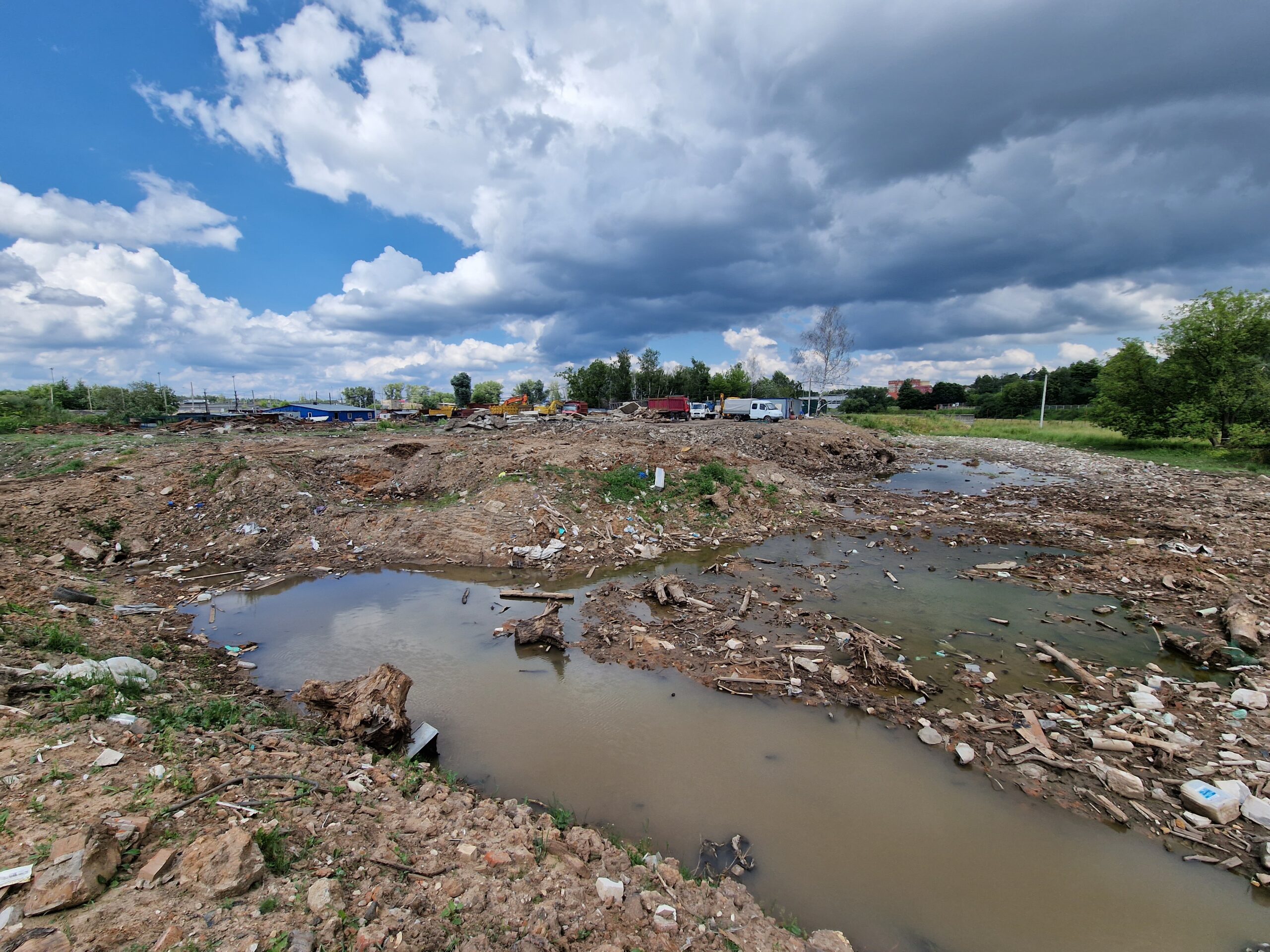 ВЕСТИ ПОДМОСКОВЬЯ: «Зелёные» направили петицию с требованием убрать незаконную свалку в водоохранной зоне Клязьмы ВЕСТИ ПОДМОСКОВЬЯ: «Зелёные» направили петицию с требованием убрать незаконную свалку в водоохранной зоне Клязьмы