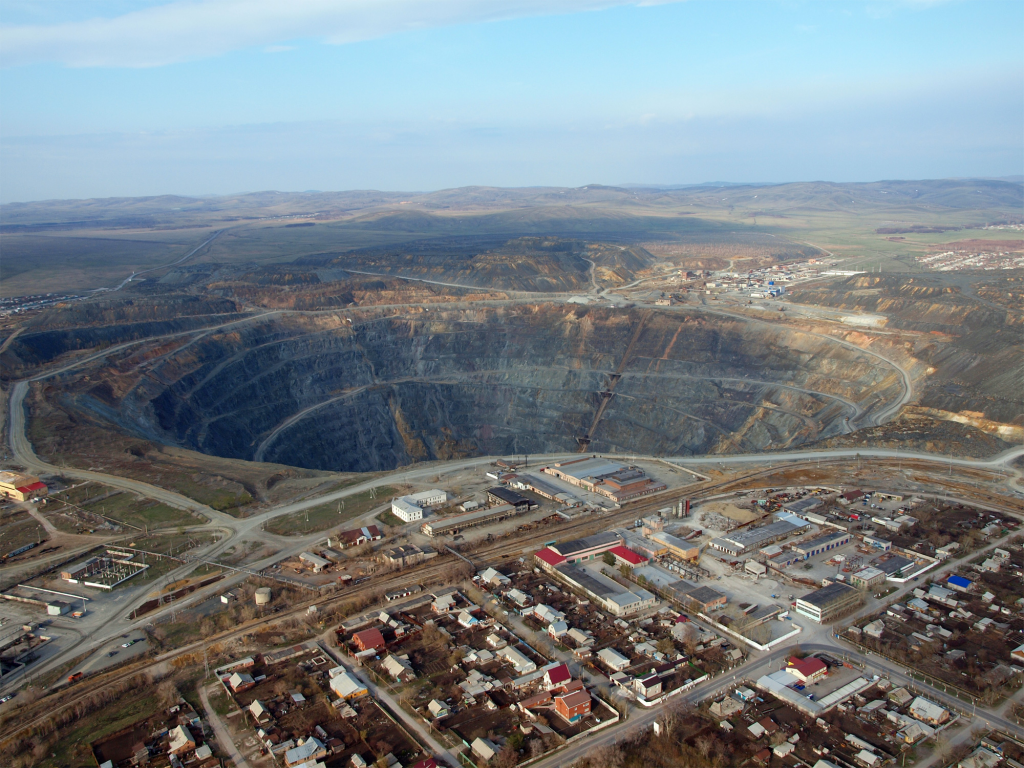 «ЗЕЛЁНЫЕ» обратились в Росприроднадзор и к Хабирову с требованием прекратить травить детей диоксидом серы