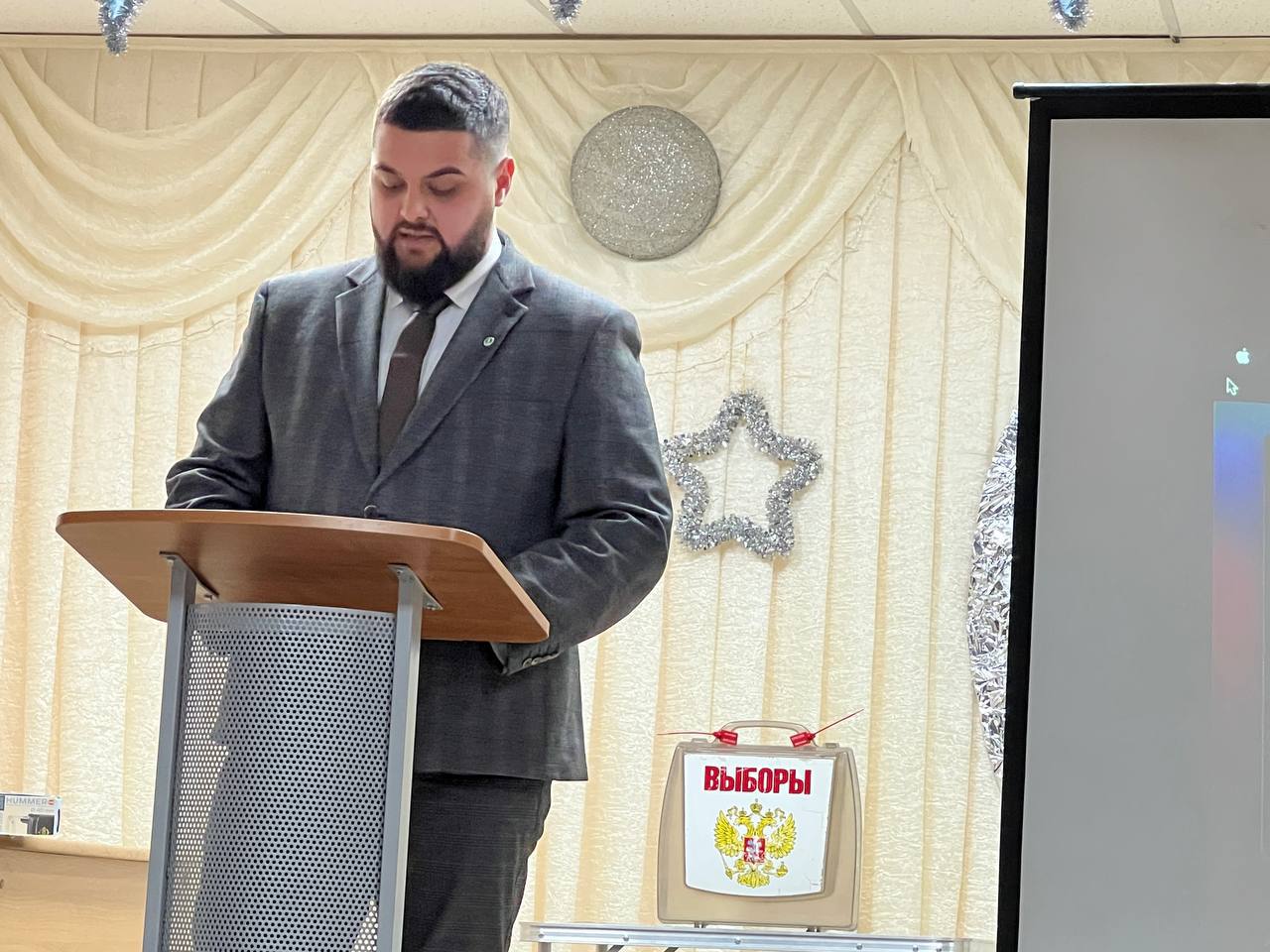 Краснодарские «ЗЕЛЁНЫЕ» вошли в состав Молодёжного парламента Краснодара Краснодарские «ЗЕЛЁНЫЕ» вошли в состав Молодёжного парламента Краснодара