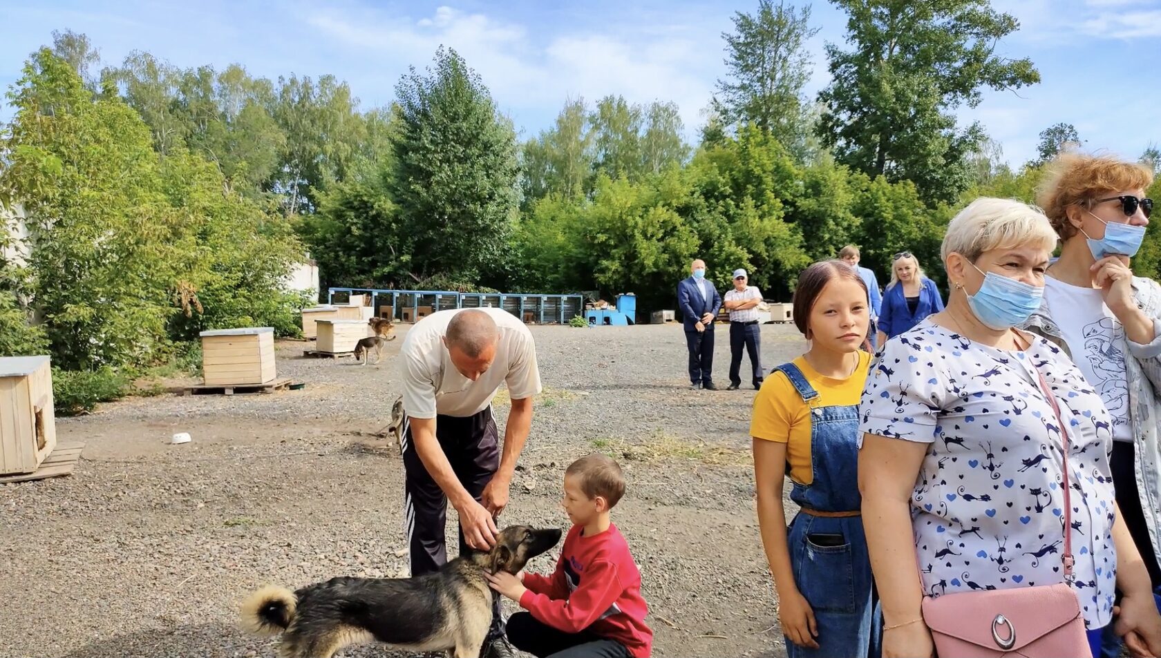 В Башкирии стартовал федеральный проект «Спасая животных, спасаем детей!» В Башкирии стартовал федеральный проект «Спасая животных, спасаем детей!»