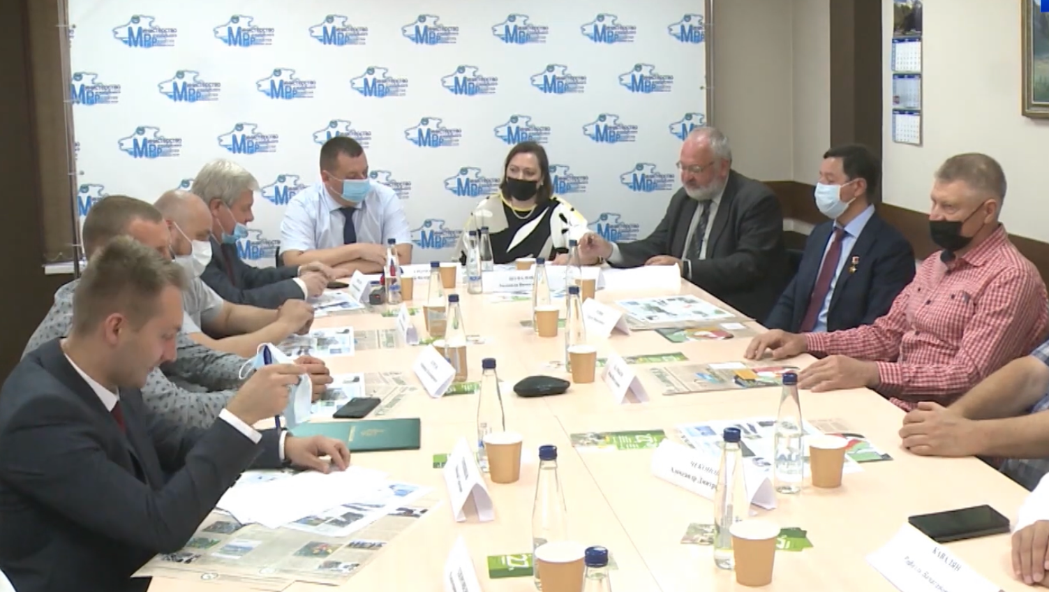 «ЗЕЛЁНЫЕ» провели круглый стол по устойчивому развитию Республики Алтай