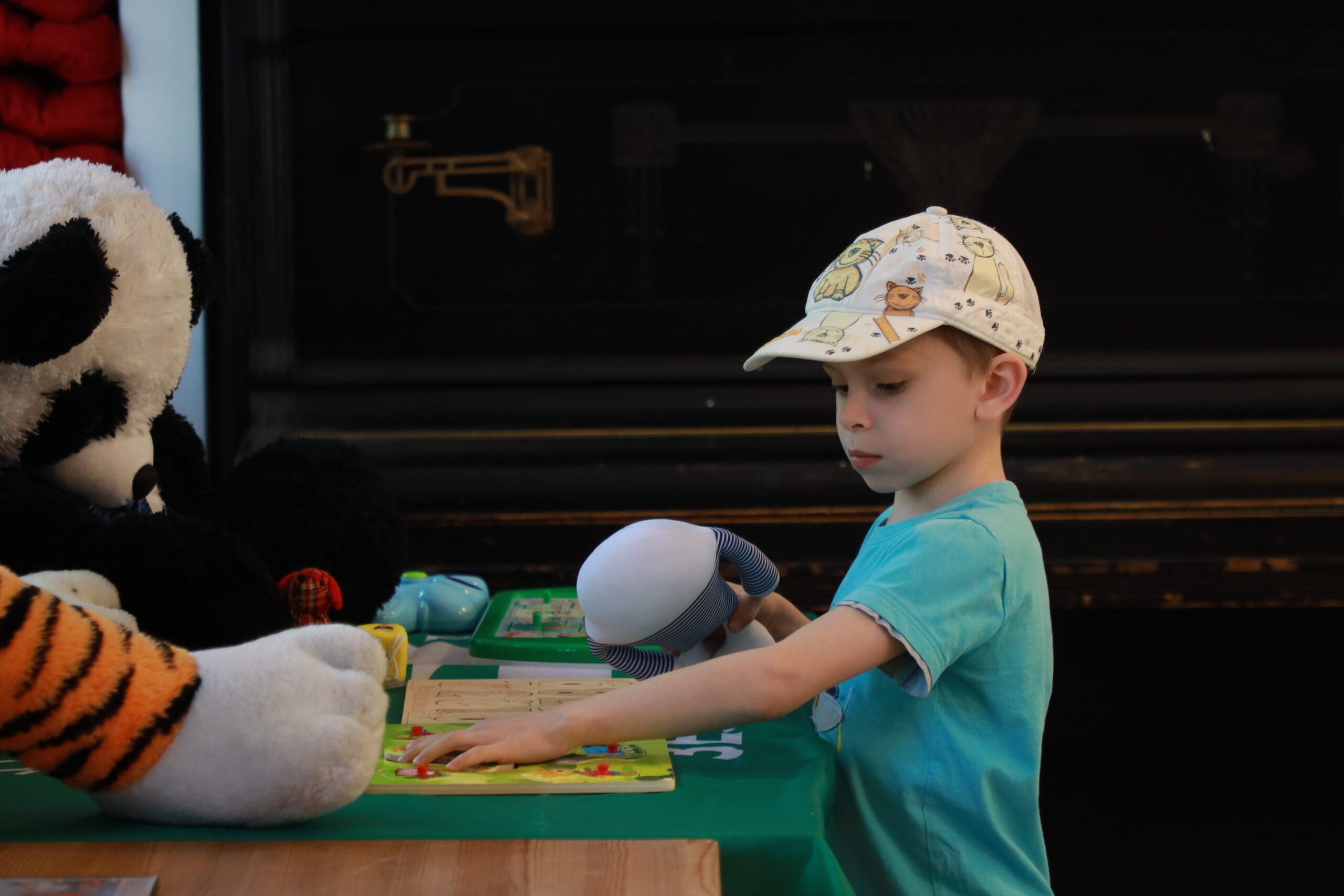 Москвичи принесли на «Зелёную субботу» более 1000 книг, игрушек и настолок Москвичи принесли на «Зелёную субботу» более 1000 книг, игрушек и настолок