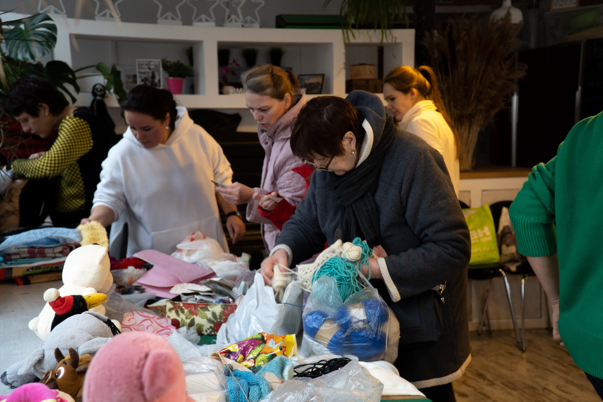 Самые популярные хобби у москвичей – вязание и создание сувениров из эпоксидной смолы Самые популярные хобби у москвичей – вязание и создание сувениров из эпоксидной смолы