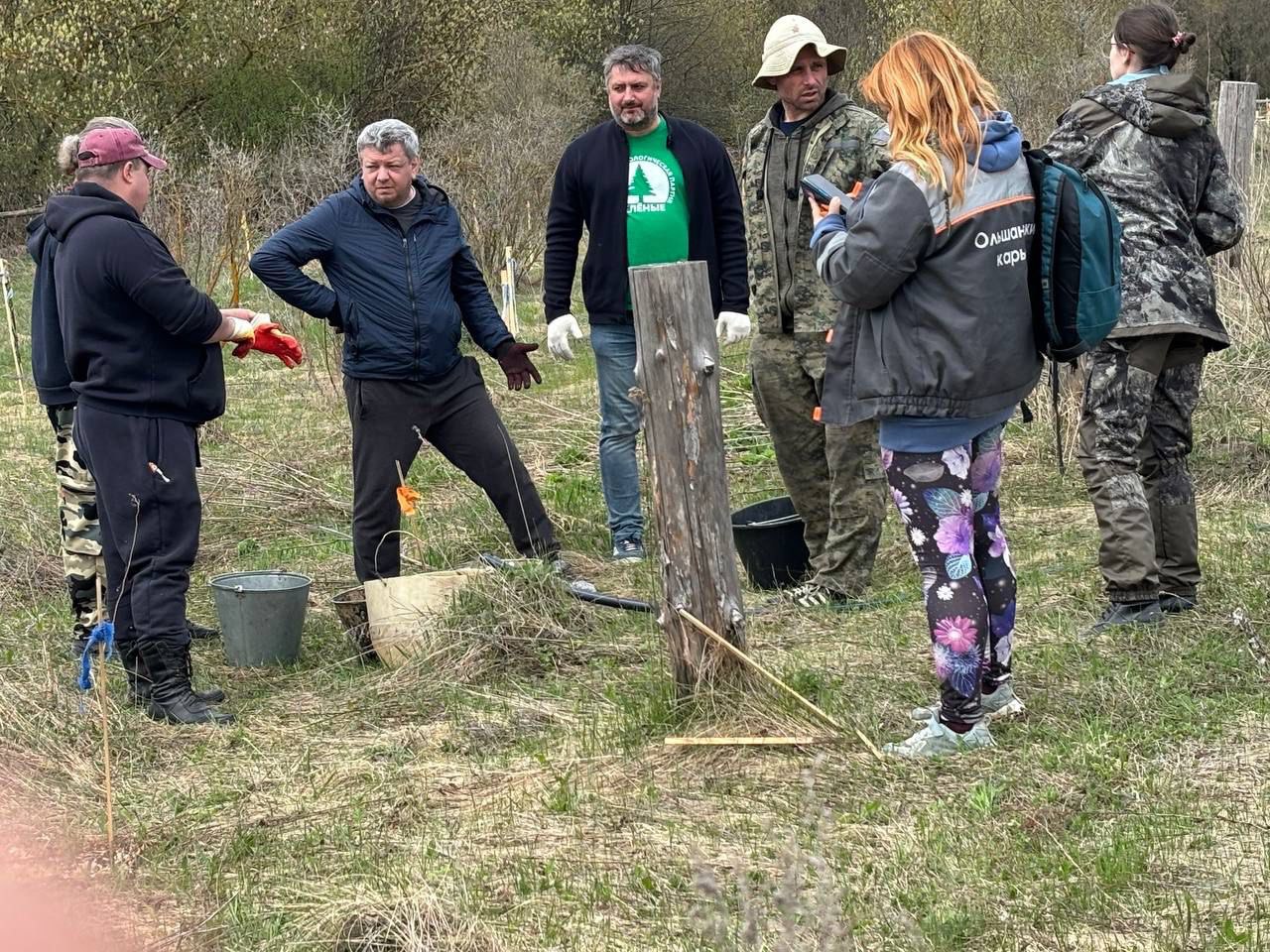 Липецкие «ЗЕЛЁНЫЕ» приняли участие в озеленении Русборга