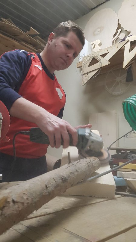 «ЗЕЛЁНЫЕ» Красноярска сделали оригинальные кормушки для птиц из стеклянных бутылок «ЗЕЛЁНЫЕ» Красноярска сделали оригинальные кормушки для птиц из стеклянных бутылок