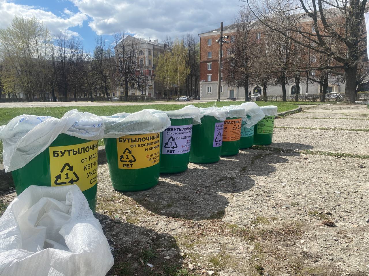 Более 500 комнатных и садовых растений нашли новых владельцев на «дачной» «Зелёной субботе» в Электростали Более 500 комнатных и садовых растений нашли новых владельцев на «дачной» «Зелёной субботе» в Электростали