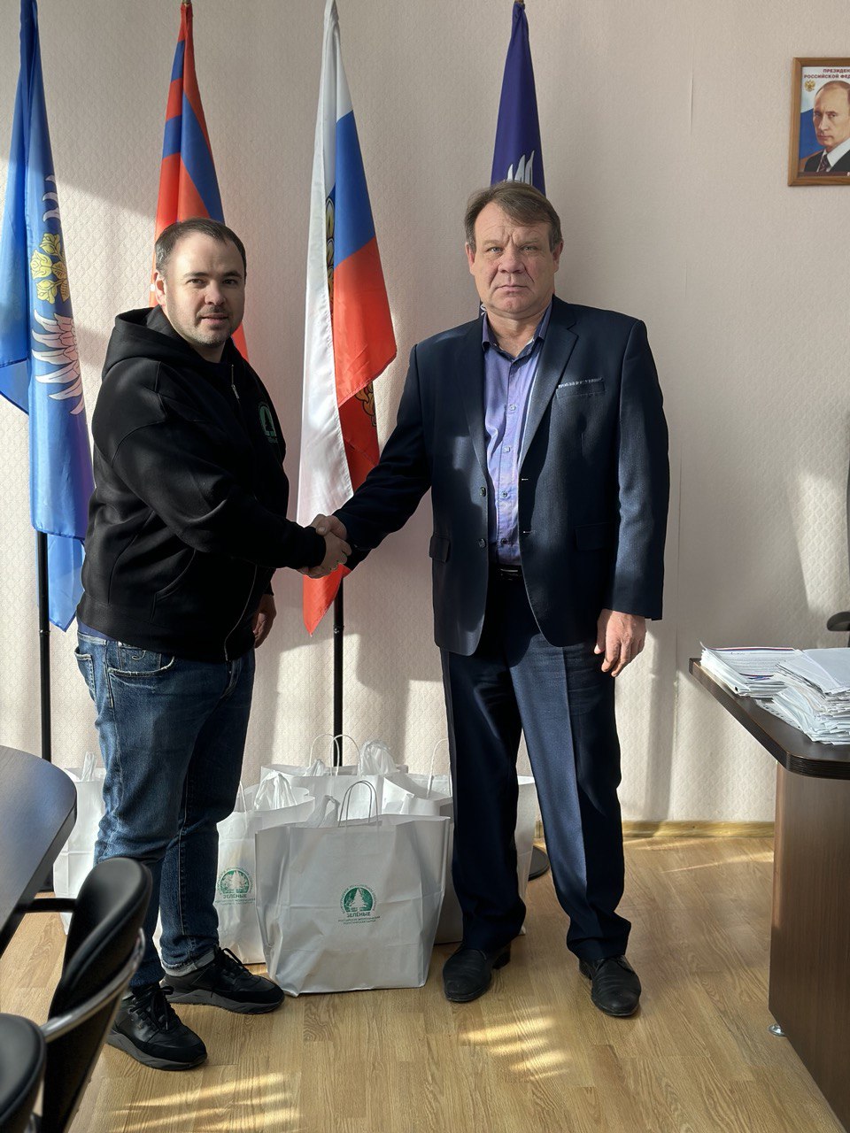 Волгоградские «ЗЕЛЁНЫЕ» отправили гуманитарную помощь в зону СВО