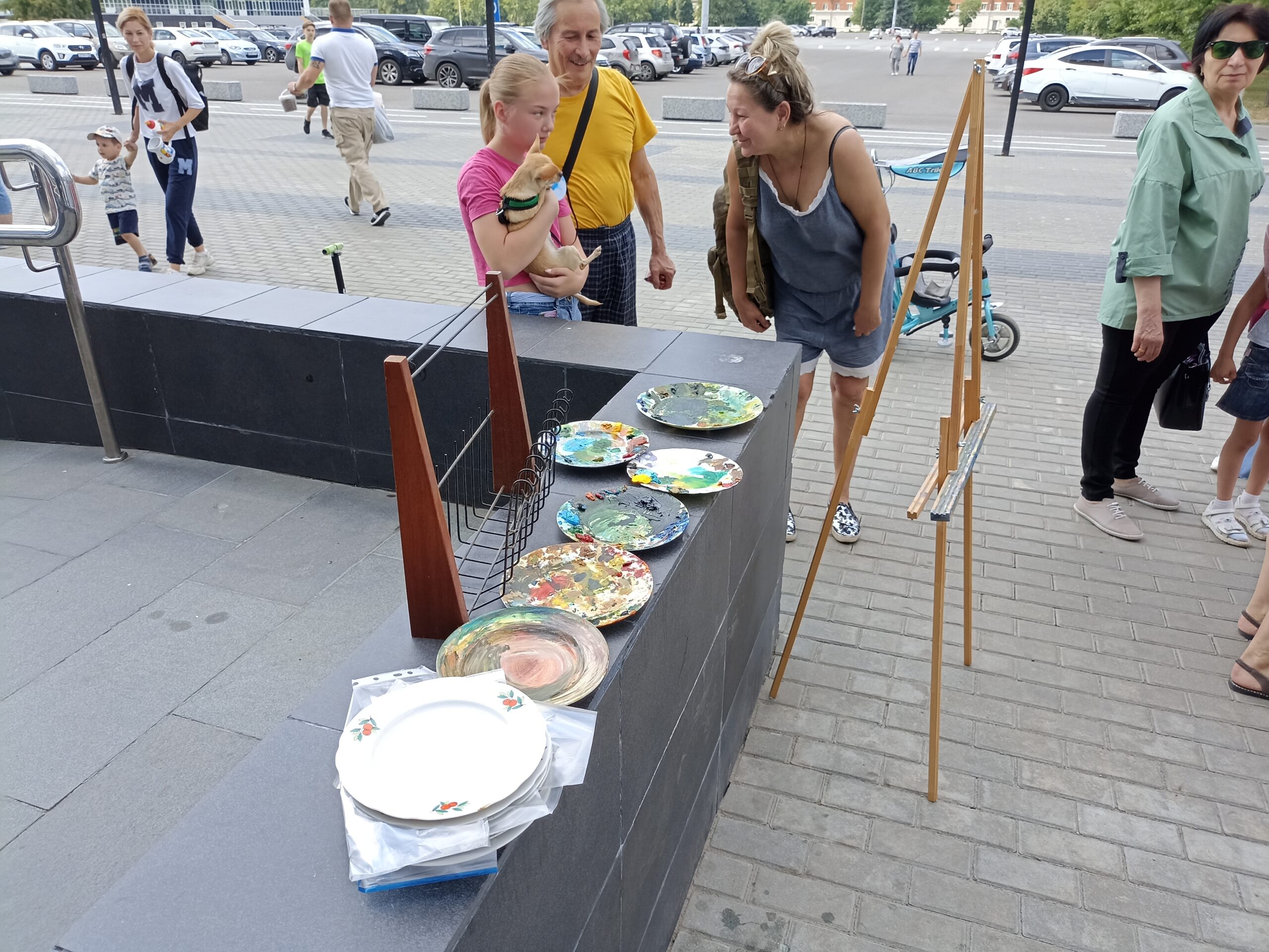 1200 предметов гардероба и интерьера принесли на обмен жители Подмосковья, став лидерами среди регионов-участников федеральной акции «Зелёная суббота» 1200 предметов гардероба и интерьера принесли на обмен жители Подмосковья, став лидерами среди регионов-участников федеральной акции «Зелёная суббота»