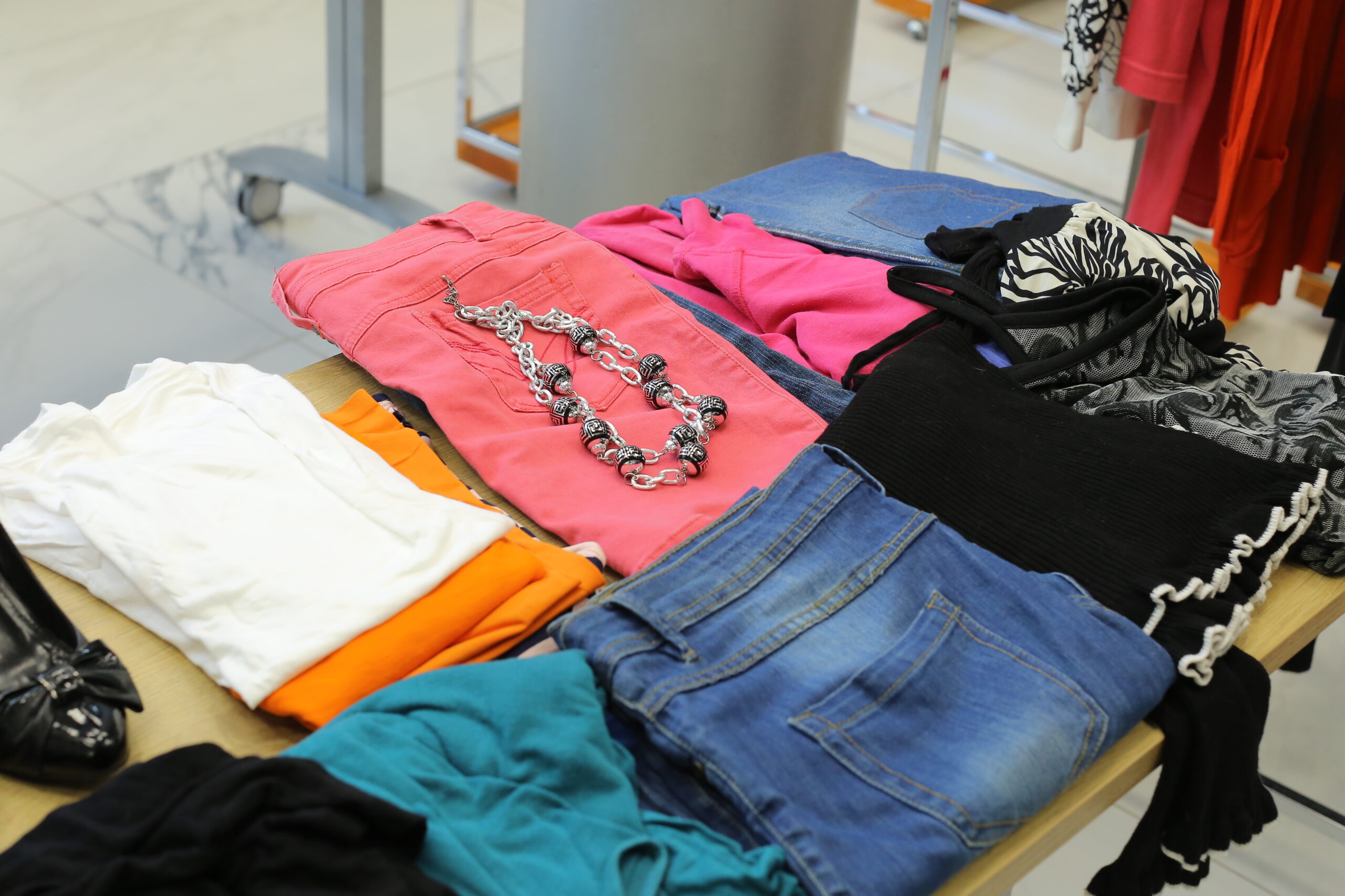 На «Зелёной субботе» в Нижнем Новгороде показали апсайклинг-коллекцию из старых джинсов На «Зелёной субботе» в Нижнем Новгороде показали апсайклинг-коллекцию из старых джинсов