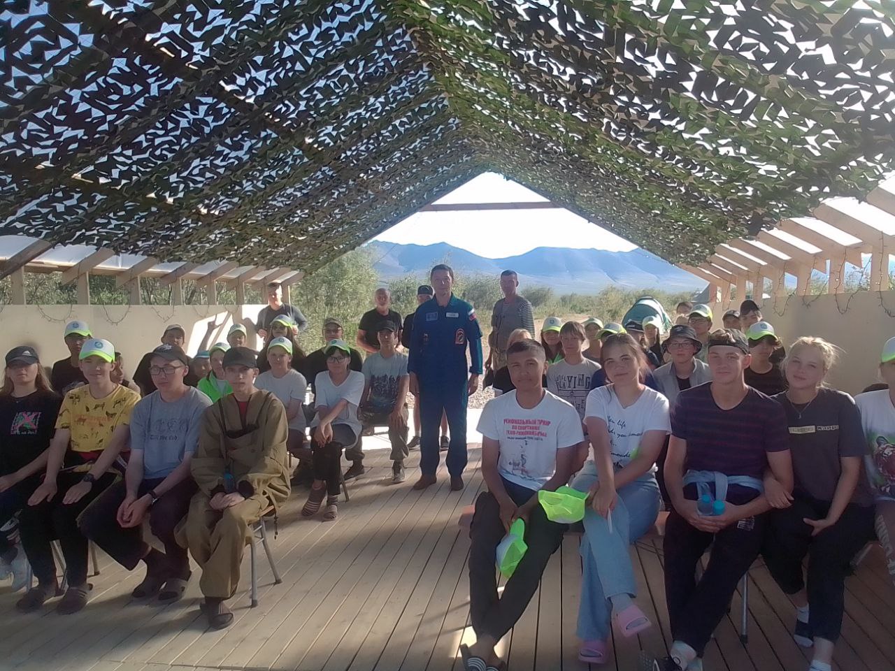 Сопредседатель партии «ЗЕЛЁНЫЕ» Сергей Ревин провёл лекцию «Космос и экология» на Ямале Сопредседатель партии «ЗЕЛЁНЫЕ» Сергей Ревин провёл лекцию «Космос и экология» на Ямале