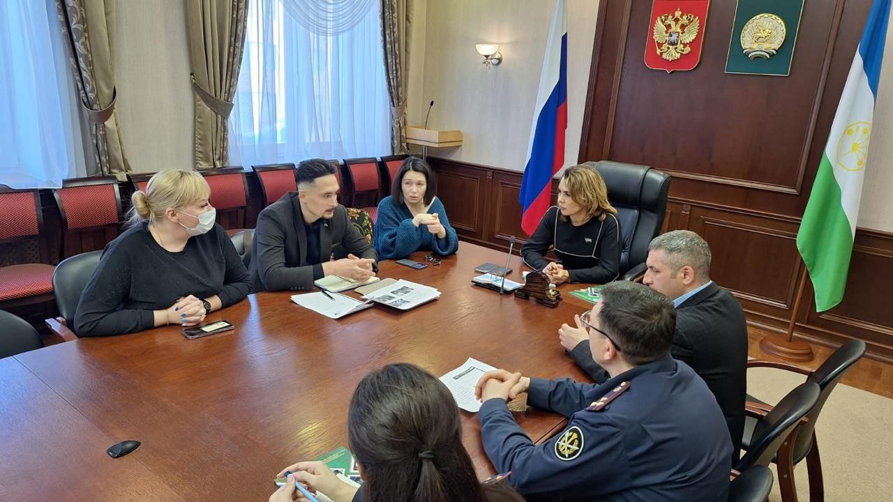 «ЗЕЛЁНЫЕ» Республики Башкортостан обсудили реализацию проекта «Зелёная суббота» с госструктурами «ЗЕЛЁНЫЕ» Республики Башкортостан обсудили реализацию проекта «Зелёная суббота» с госструктурами