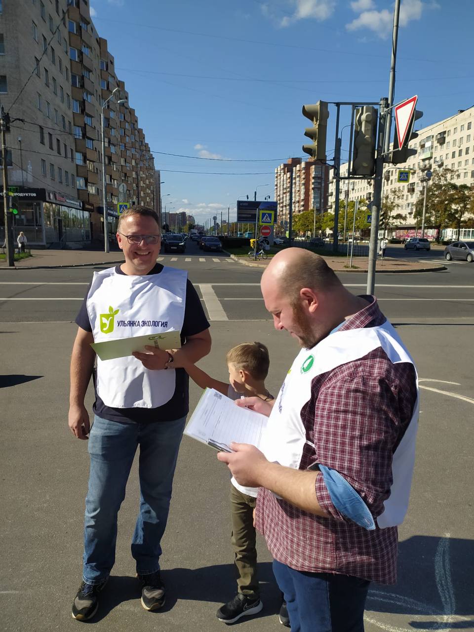 «ЗЕЛЁНЫЕ» Санкт-Петербурга собрали более 100 подписей за корректировку бюджета по очистке реки Новая «ЗЕЛЁНЫЕ» Санкт-Петербурга собрали более 100 подписей за корректировку бюджета по очистке реки Новая