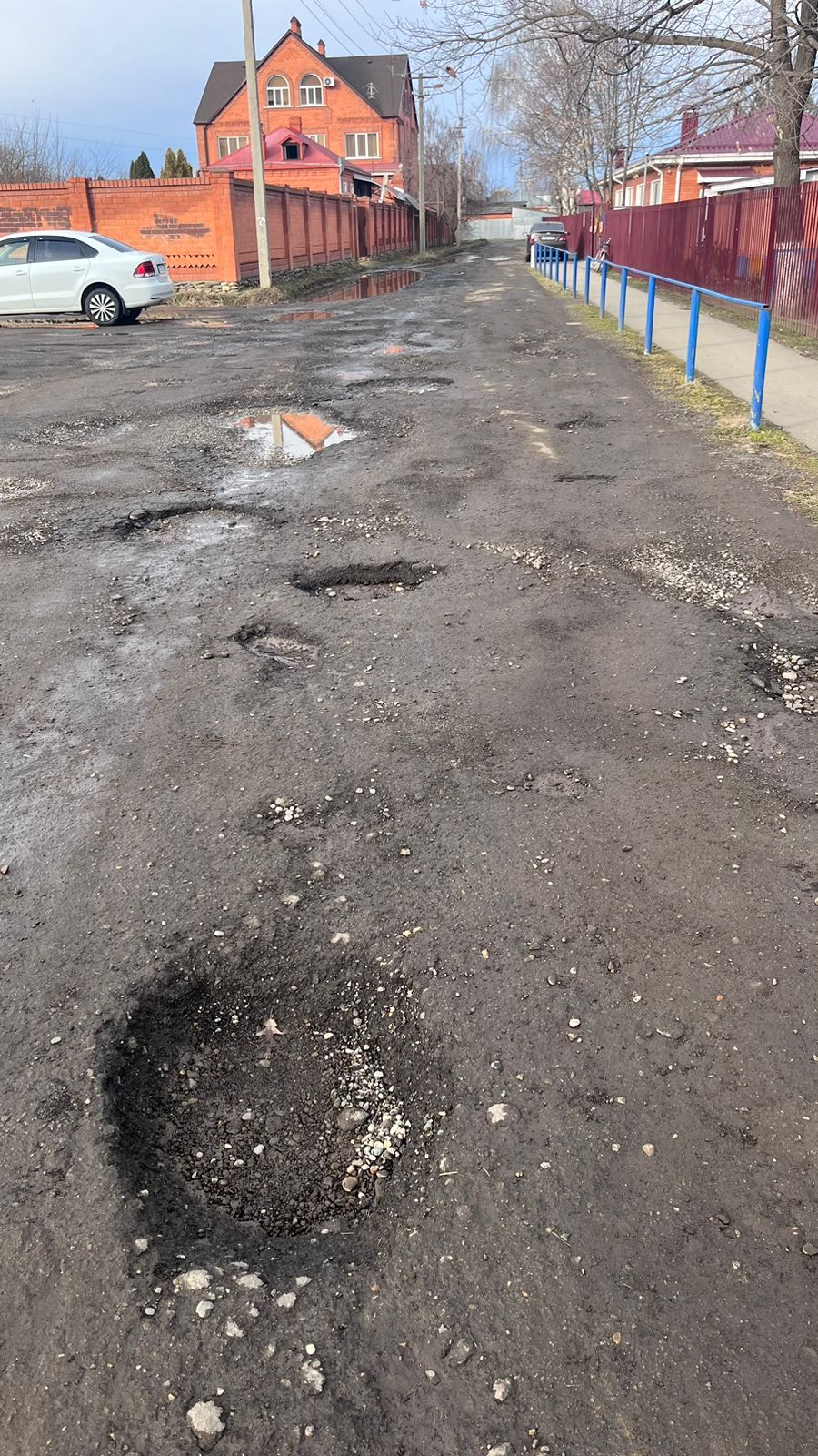 После обращения к Краснодарским «ЗЕЛЁНЫМ» в Лабинске отремонтировали дорогу После обращения к Краснодарским «ЗЕЛЁНЫМ» в Лабинске отремонтировали дорогу