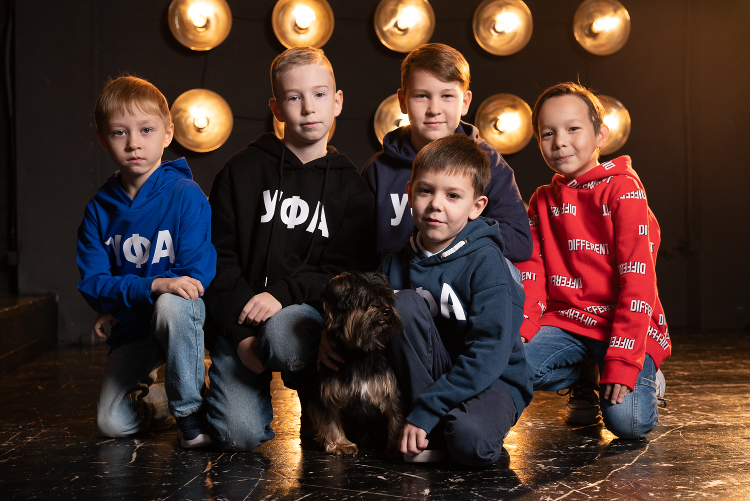 В Башкирии прошла первая фотосессия известных людей с детьми и животными в рамках проекта «Спасая животных, спасаем детей»