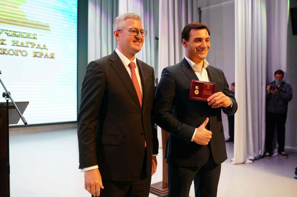 Сопредседатель партии «ЗЕЛЁНЫЕ» Пётр Шпиленок награждён госпремией Камчатского края