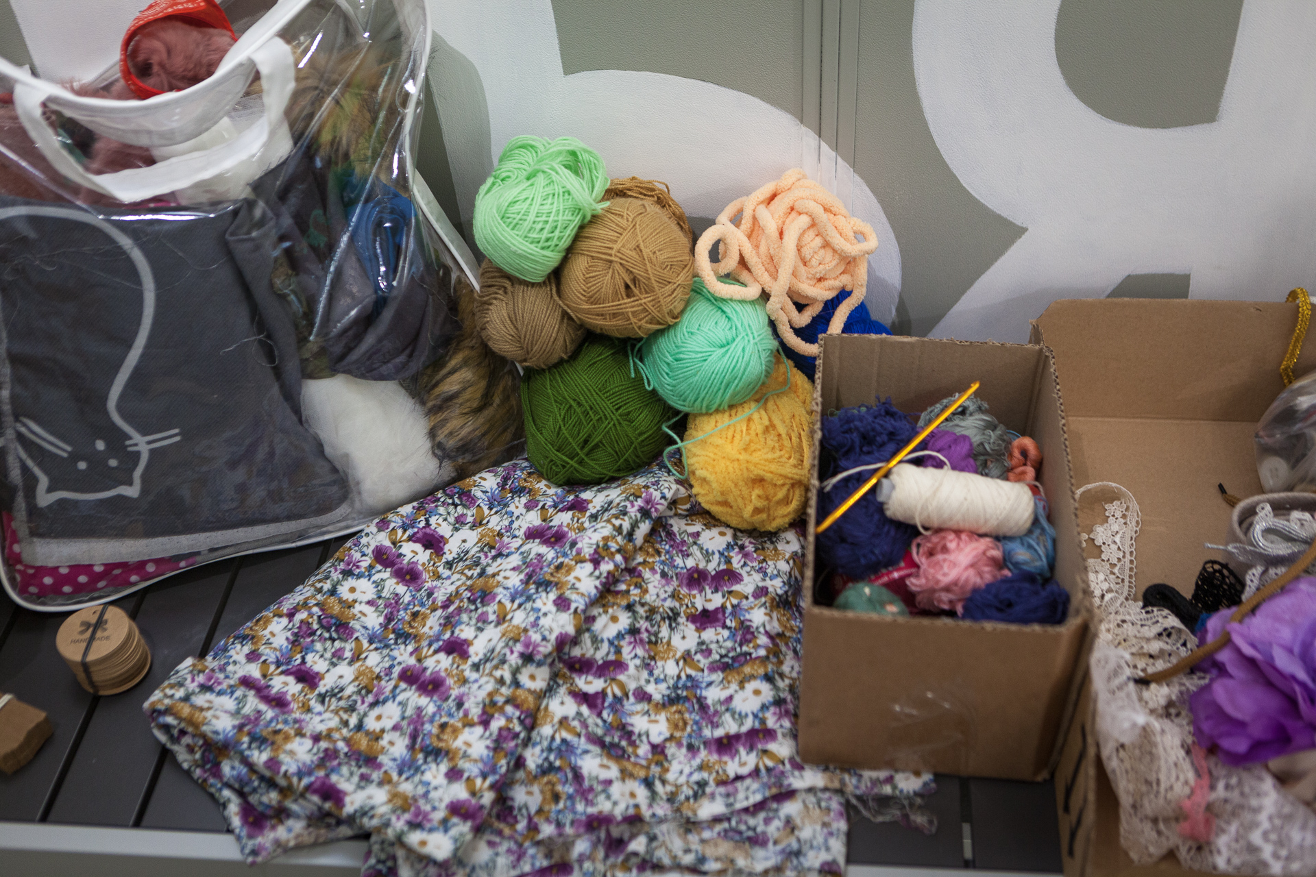 Делиться тем, что любишь: новгородцы принесли на обмен более 200 предметов для творчества Делиться тем, что любишь: новгородцы принесли на обмен более 200 предметов для творчества