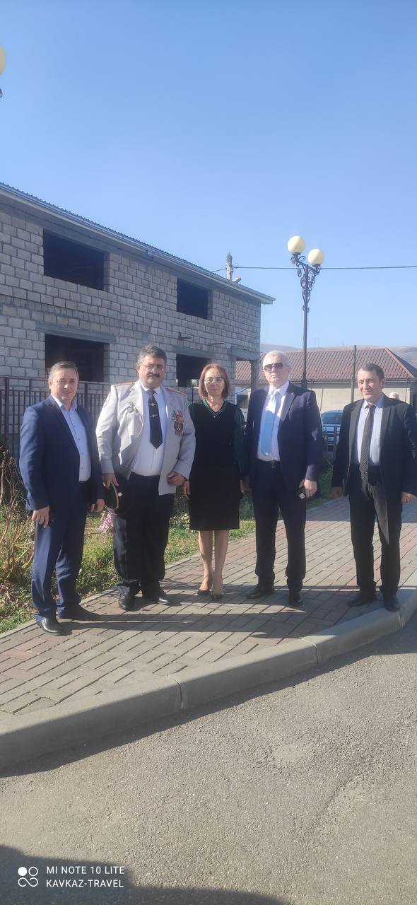 Депутат Парламента Кабардино-Балкарской Республики от партии «ЗЕЛЁНЫЕ» Аслан Алтуев принял участие в патриотической акции Баксанского района Депутат Парламента Кабардино-Балкарской Республики от партии «ЗЕЛЁНЫЕ» Аслан Алтуев принял участие в патриотической акции Баксанского района