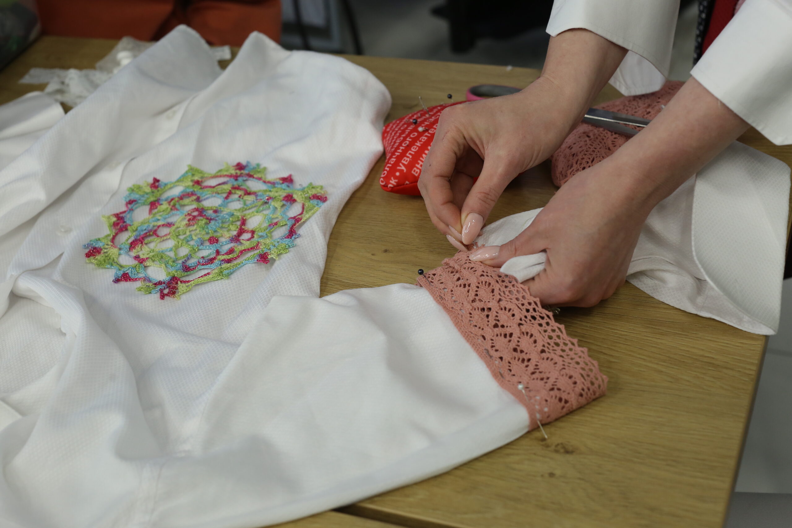 На «Зелёной субботе» в Нижнем Новгороде показали апсайклинг-коллекцию из старых джинсов На «Зелёной субботе» в Нижнем Новгороде показали апсайклинг-коллекцию из старых джинсов