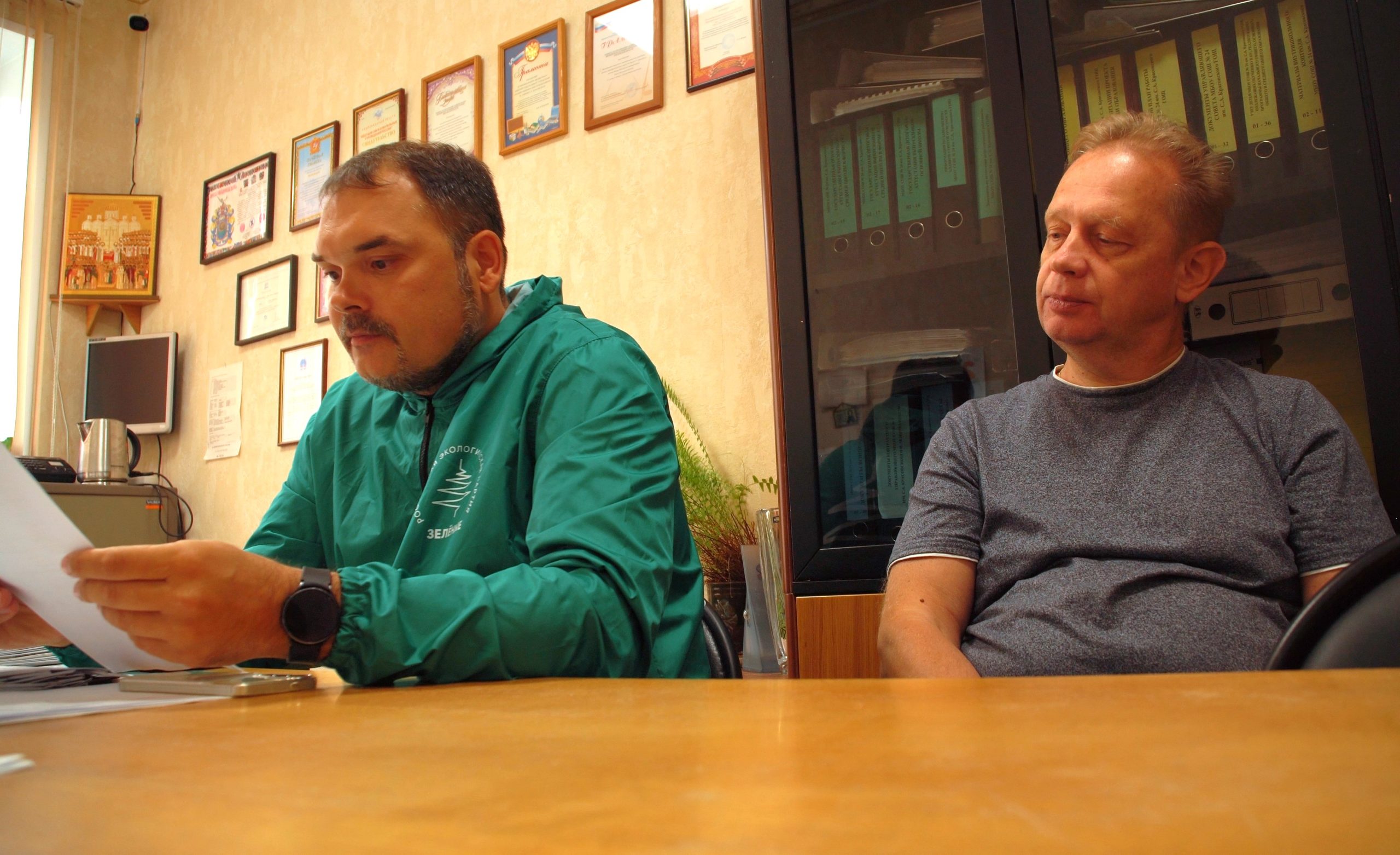 «ЗЕЛЁНЫЕ» проверят законность вырубки вековых сосен около школы в посёлке Монино «ЗЕЛЁНЫЕ» проверят законность вырубки вековых сосен около школы в посёлке Монино