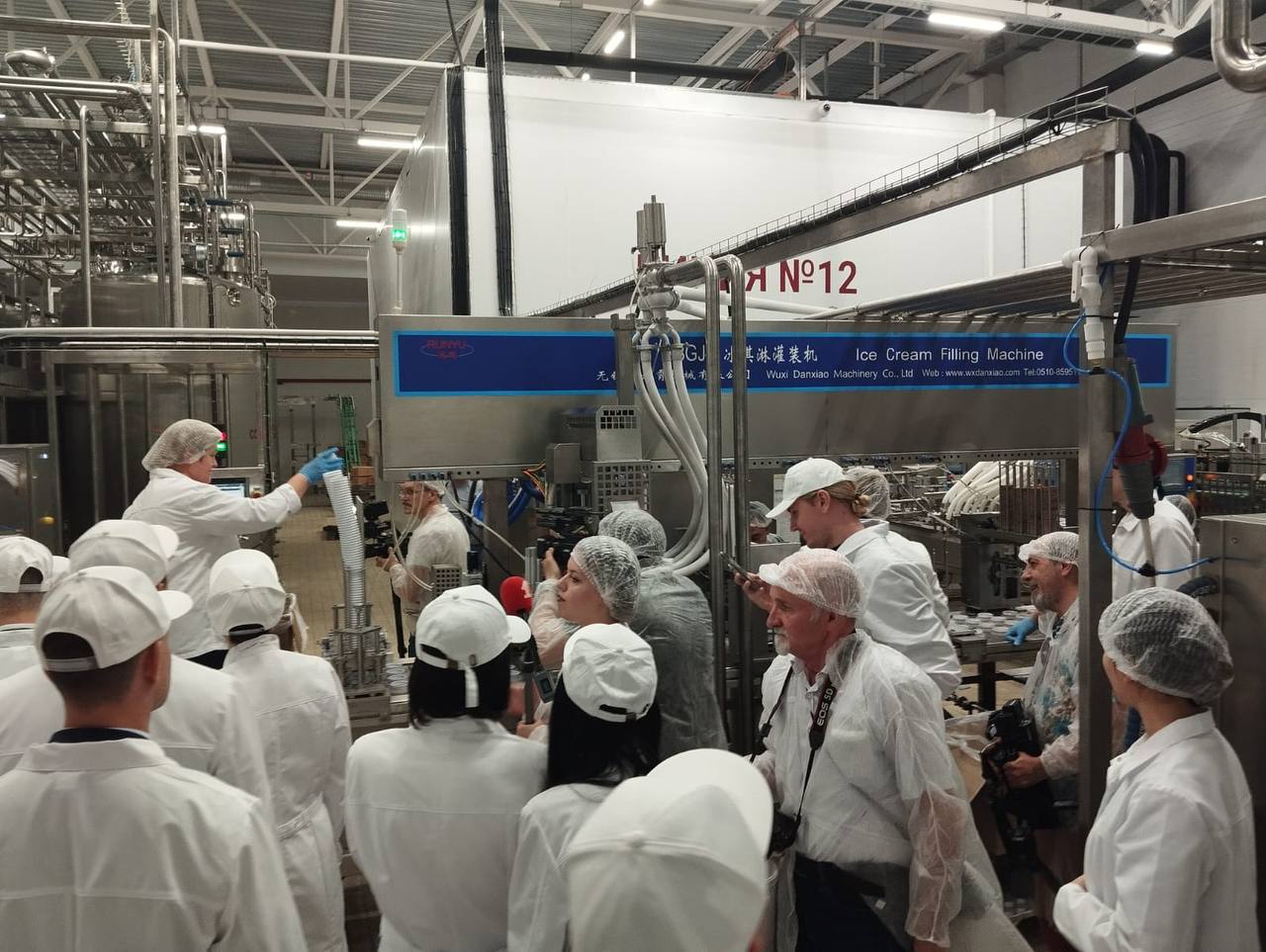 Ярославские «ЗЕЛЁНЫЕ» приняли участие в открытии новых производственных линий на крупнейшей фабрики мороженого в Тутаеве Ярославские «ЗЕЛЁНЫЕ» приняли участие в открытии новых производственных линий на крупнейшей фабрики мороженого в Тутаеве