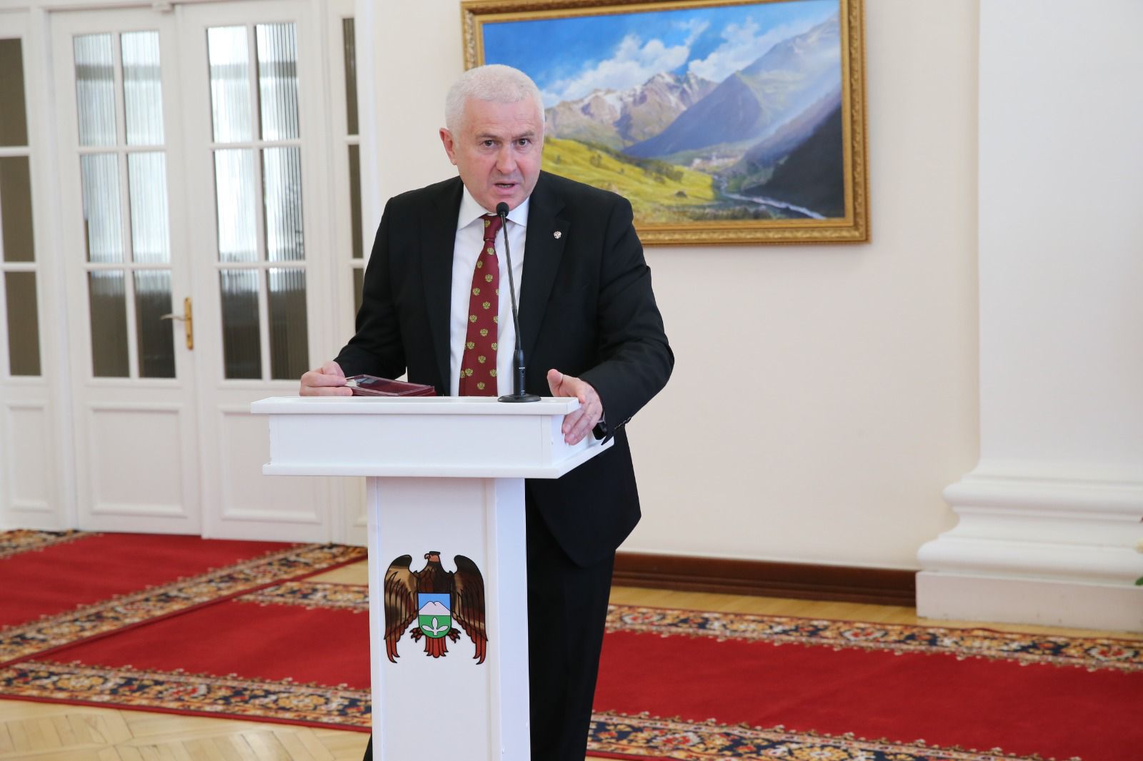 Депутат парламента Кабардино-Балкарской Республики от партии «ЗЕЛЁНЫЕ» Аслан Алтуев удостоен медали «За гражданское мужество» Депутат парламента Кабардино-Балкарской Республики от партии «ЗЕЛЁНЫЕ» Аслан Алтуев удостоен медали «За гражданское мужество»