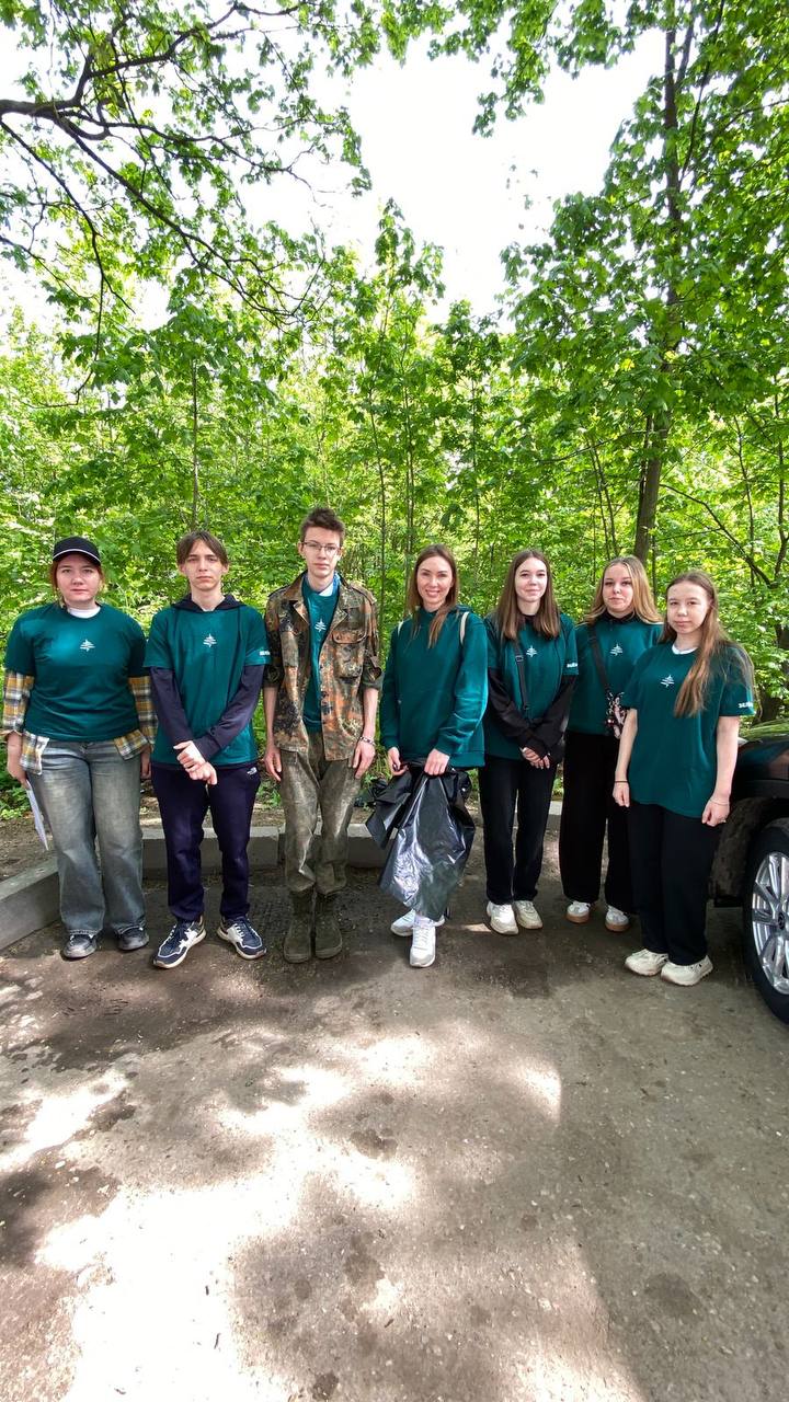 «ЗЕЛЁНЫЕ» провели городской субботник в Иваново