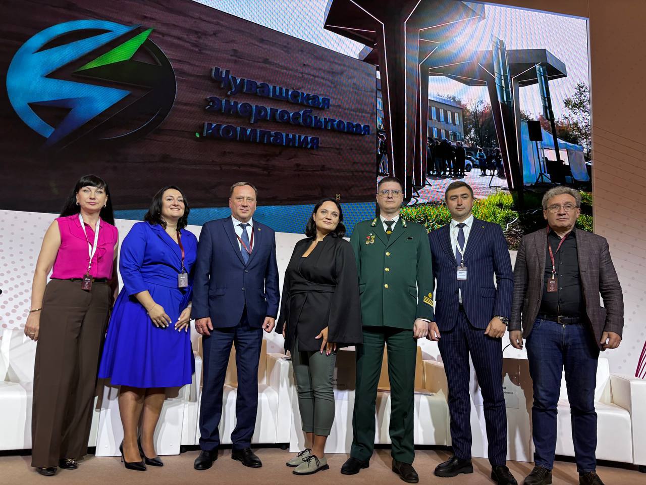 Сопредседатель партии «ЗЕЛЁНЫЕ» Александра Кудзагова выступила модератором сессии по экономике замкнутого цикла на Чебоксарском экономическом форуме Сопредседатель партии «ЗЕЛЁНЫЕ» Александра Кудзагова выступила модератором сессии по экономике замкнутого цикла на Чебоксарском экономическом форуме