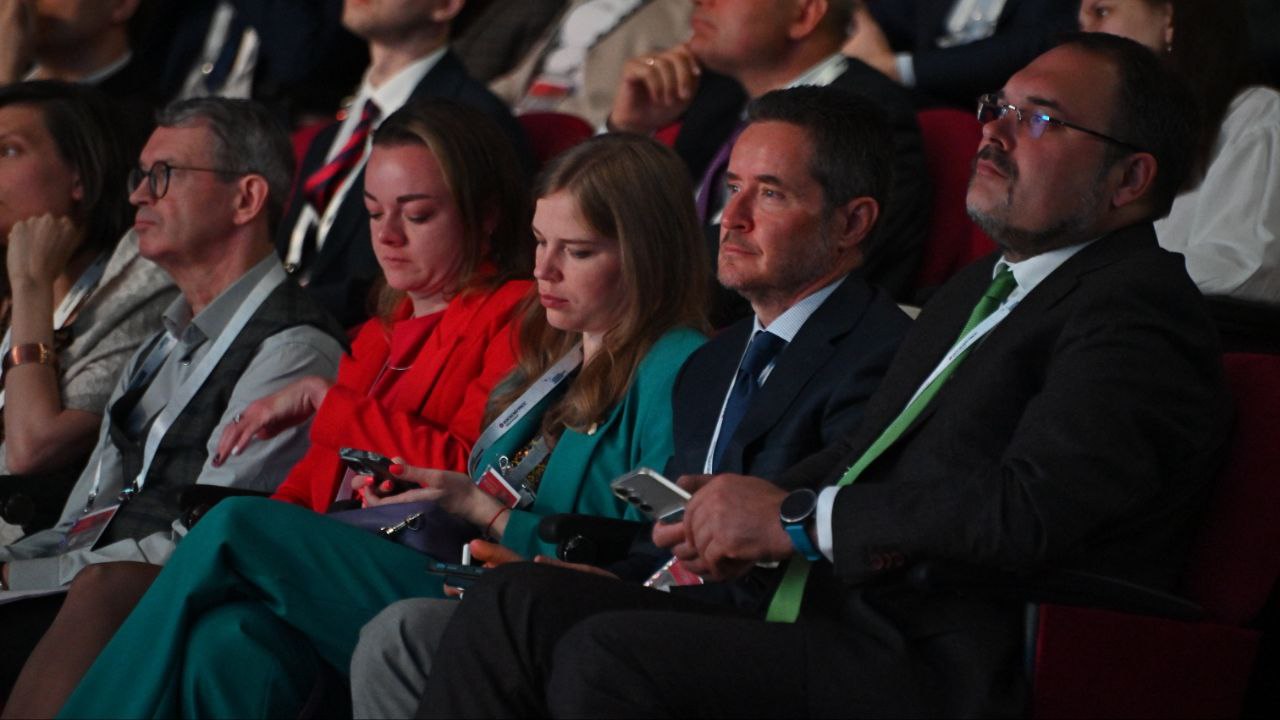 Сергей Шахматов вошёл в экспертное жюри форума «Сильные идеи для нового времени» Сергей Шахматов вошёл в экспертное жюри форума «Сильные идеи для нового времени»