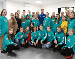 Сопредседатель партии «Зелёные» Сергей Ревин встретился с школьниками со всей России на космодроме Восточный 